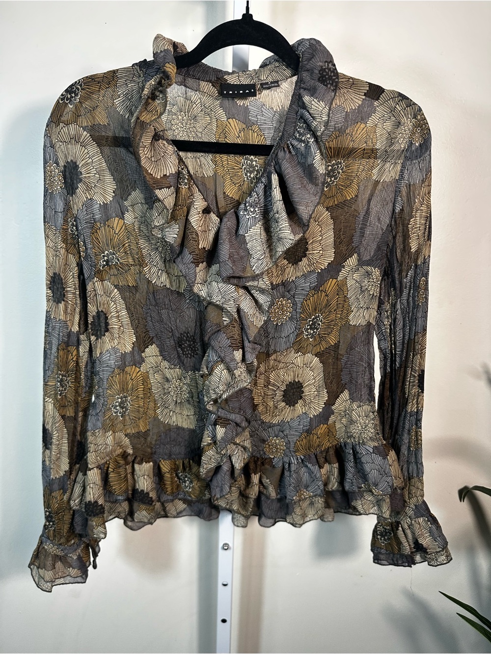 G91. TRIBAL Size 4 Sheer Floral Ruffle Blouse Long Sleeve Boho Romantic Peplum